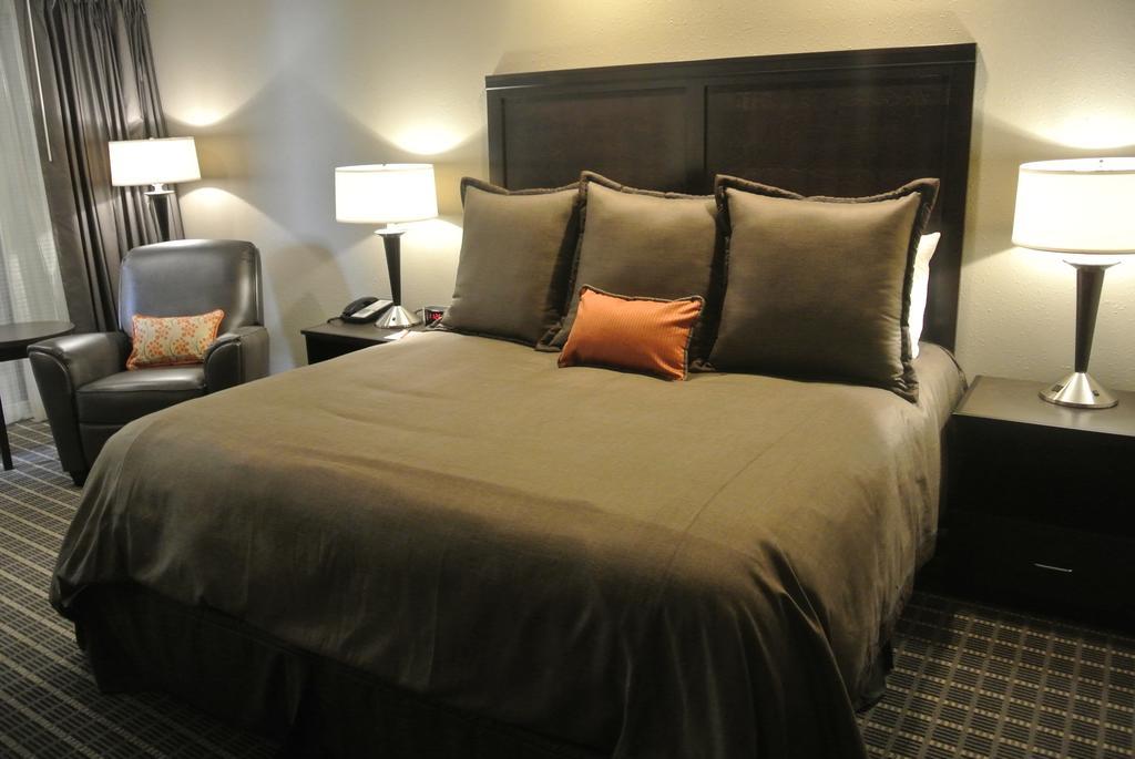 Aspen Select Hotel Rochester Bagian luar foto